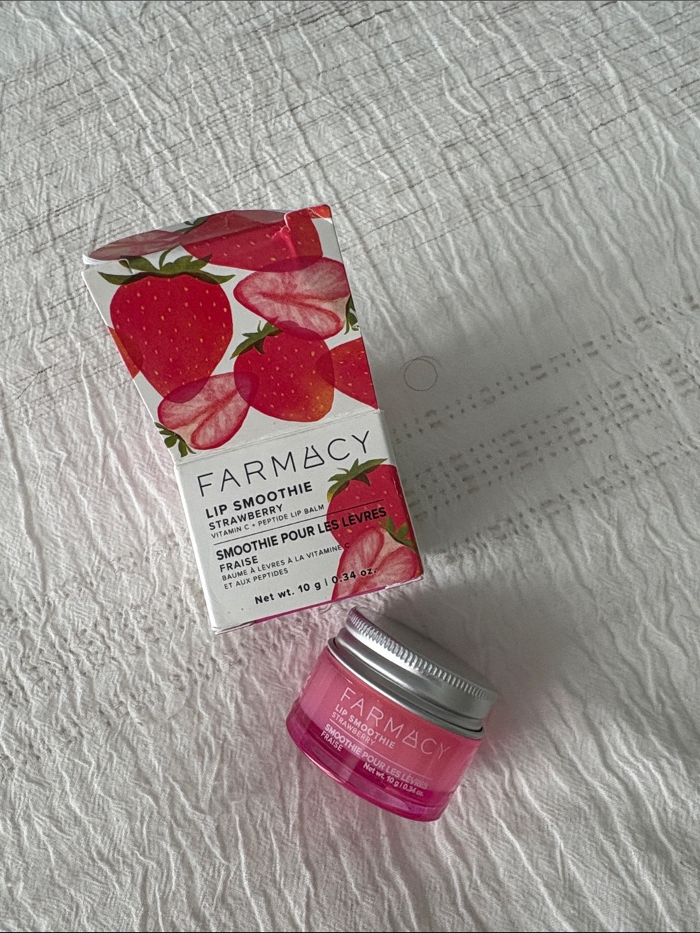 Farmacy Lip Smoothie Strawberry Lip Balm - Bright Pink